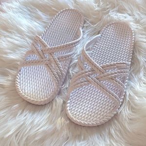 NWOT Billabong Rope Slides